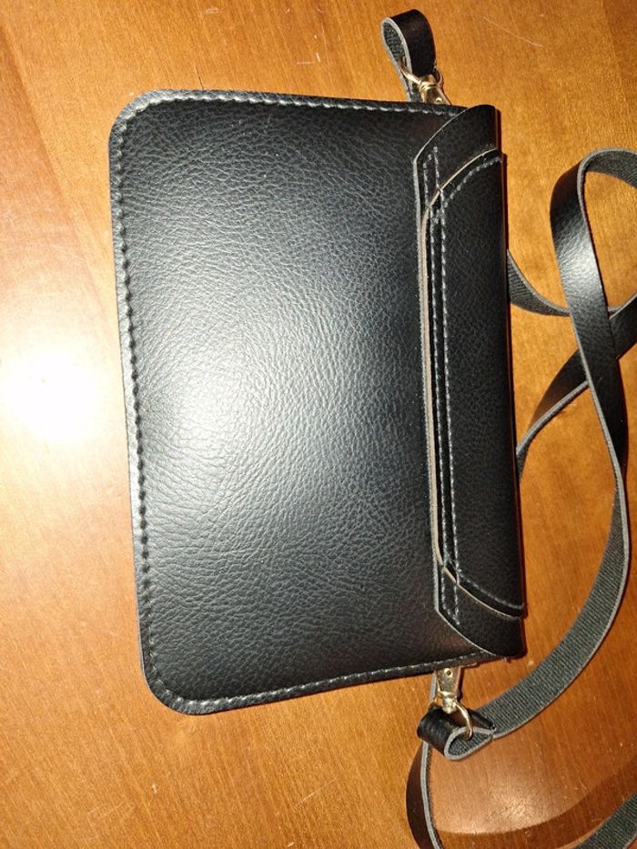 Pochette noire et doree - photo numéro 4