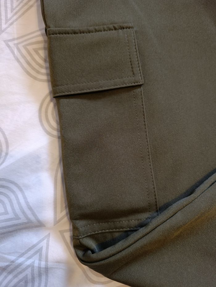Pantalon large Kiabi taille 44 - photo numéro 3