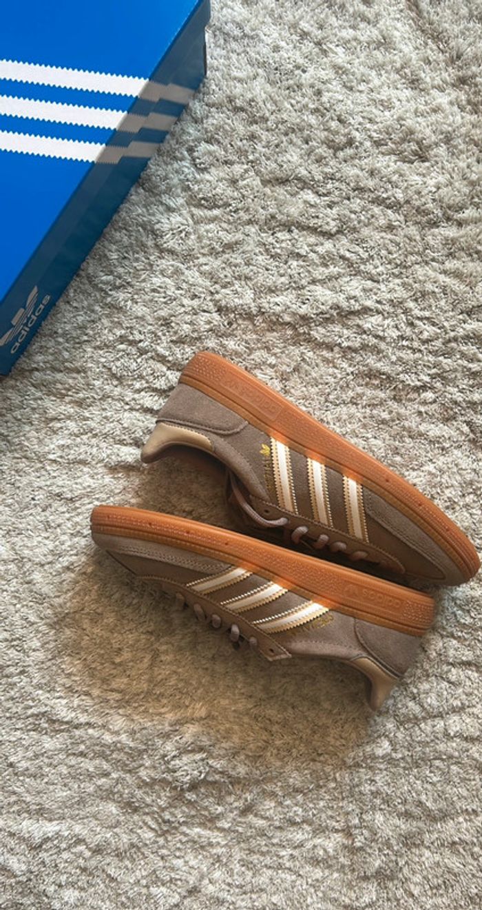 Adidas Handball Spezial – Chalky Brown / Cloud White / Magic Beige – Taille 38 - photo numéro 2