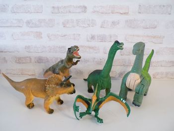 Lot de dinosaures (J8)