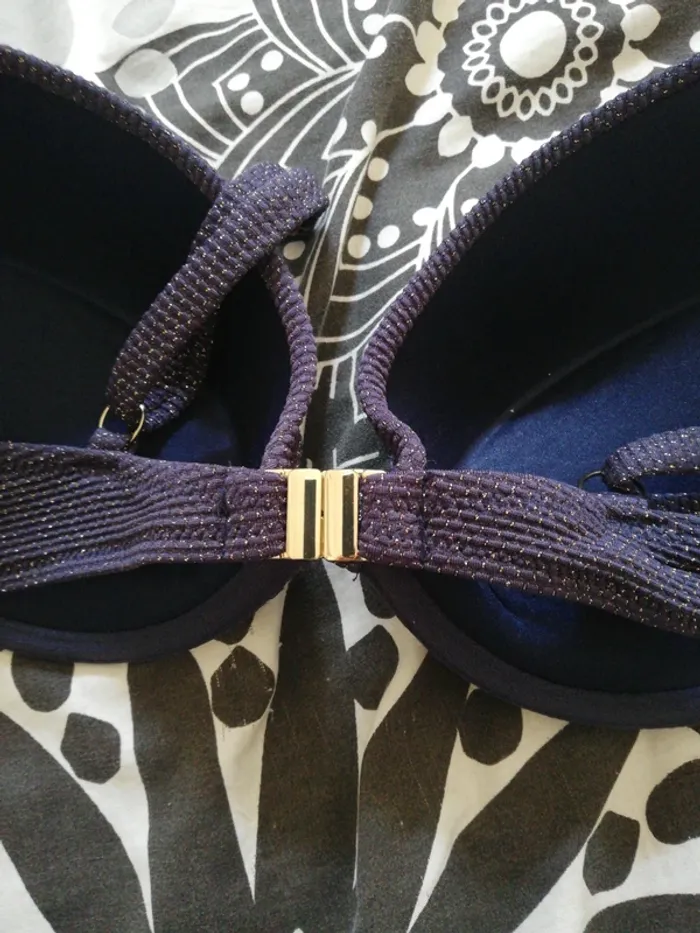 Haut maillot de bain neuf - photo numéro 3