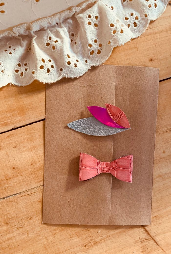 Pinces à cheveux - photo numéro 1