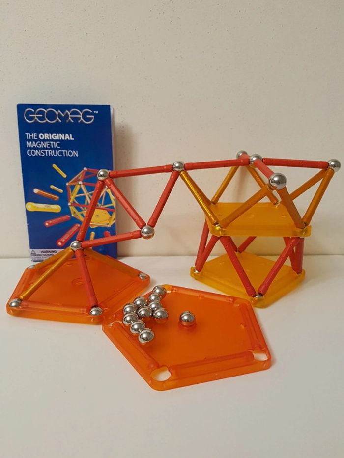 Geomag Color, jeu de construction magnétique de 64 Pièces