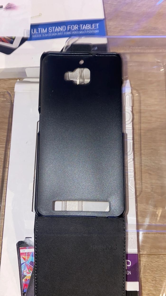 Étui téléphone ou tablette - photo numéro 3