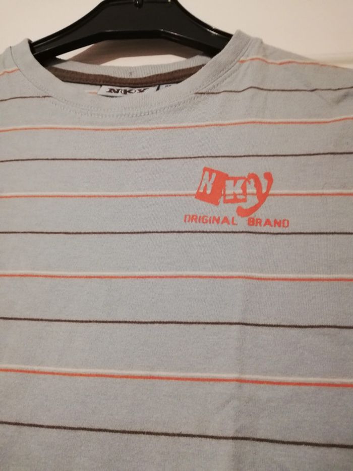 Tee-shirt manches longues bleu et orange 8 ans - photo numéro 4