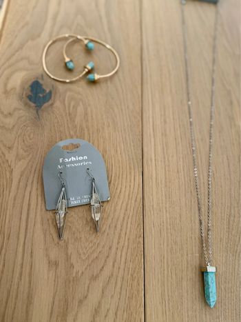 Collier sautoir gris strass boucle d’oreilles Ketting Halskette Necklace Collar Colar Collana bijoux