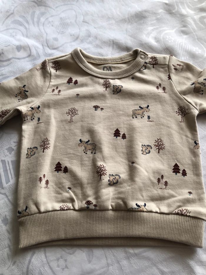 Lot de 3 sweat-shirt neuf C&A taille 6/9mois 74 cm