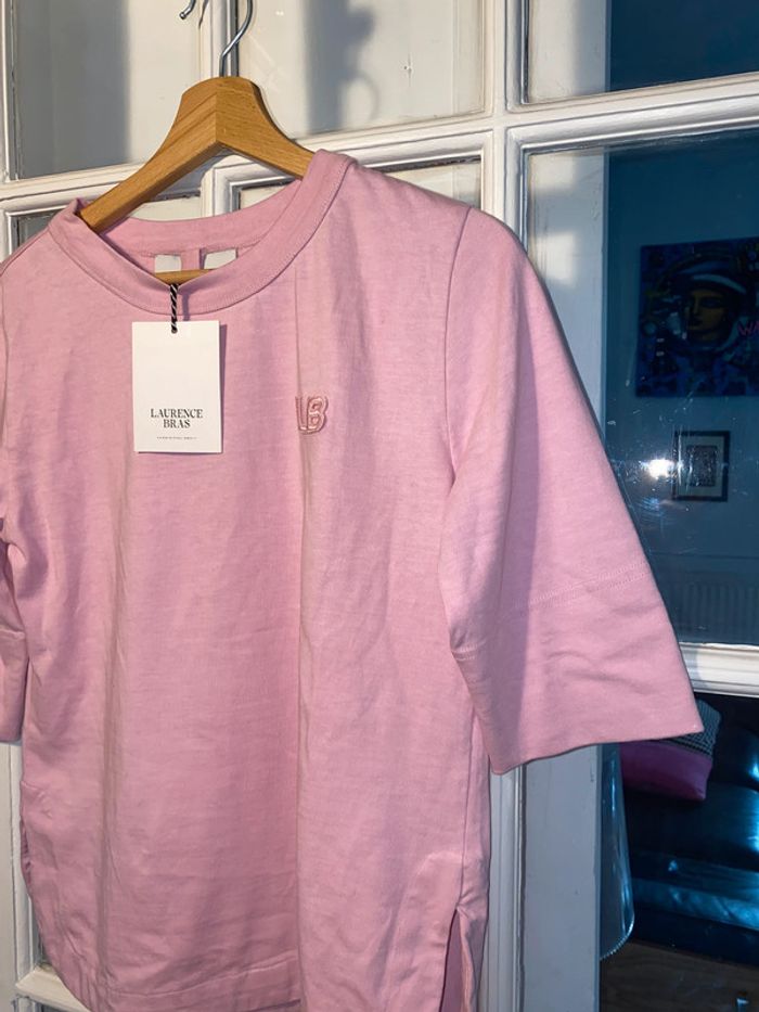 T-shirt rose Laurence bras  Taille 38 Neuf avec étiquette - photo numéro 5