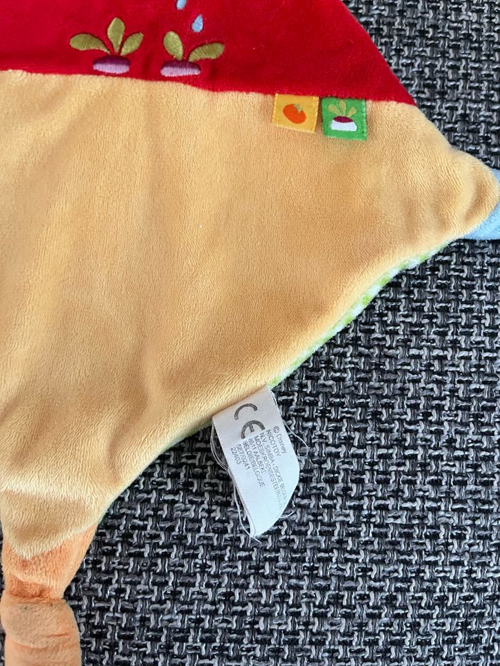 Doudou Winnie jardin - photo numéro 2