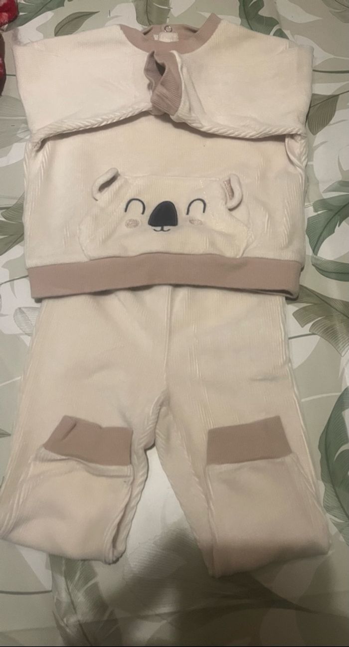 Pyjamas bébé garçon 18 mois neuf - photo numéro 2