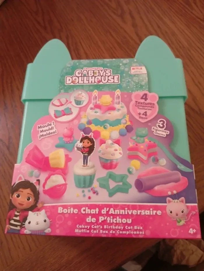 Gaby et la maison magique boîte d'anniversaire de p'tichou dès 4 ans