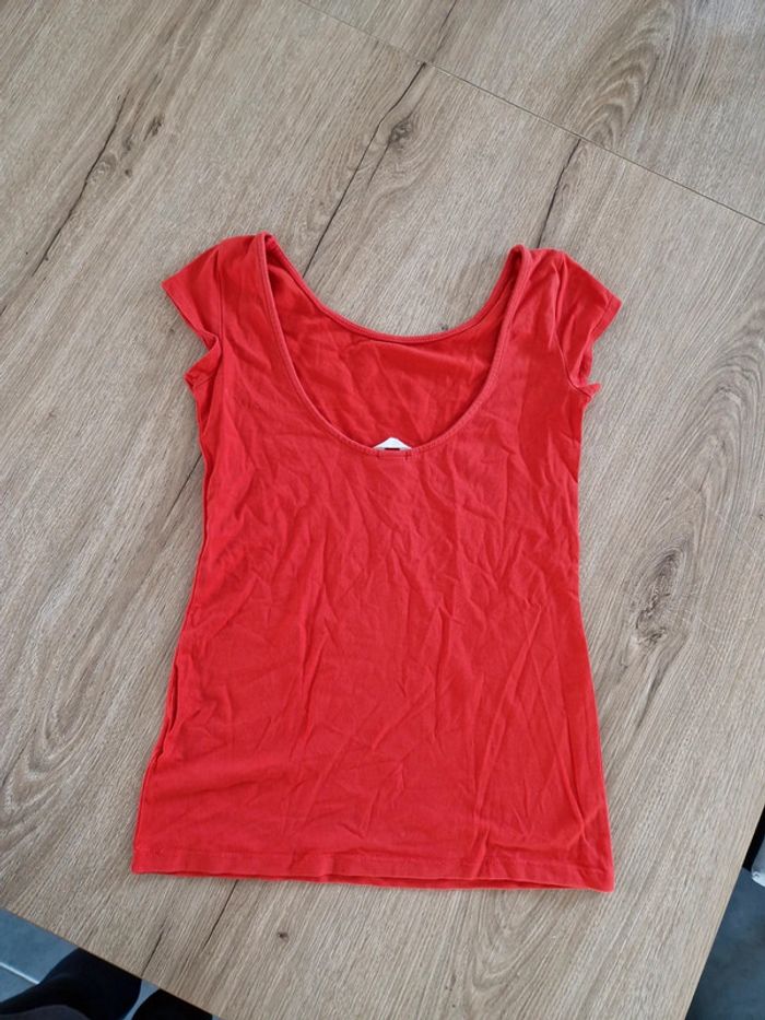 Tee shirt rouge H&M - photo numéro 3