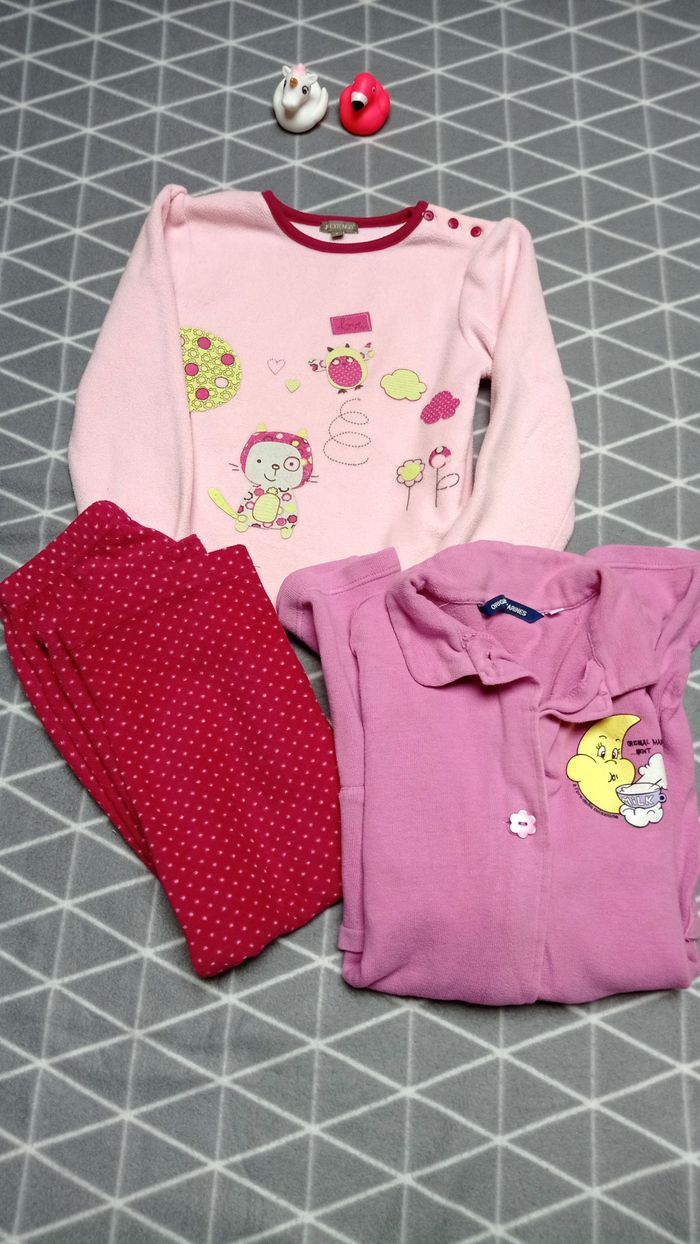 🦄 Lot pyjama et robe de chambre, 6 ans