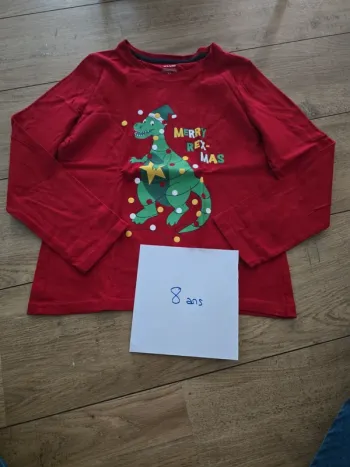 Tee-shirt manches longues kiabi 8 ans