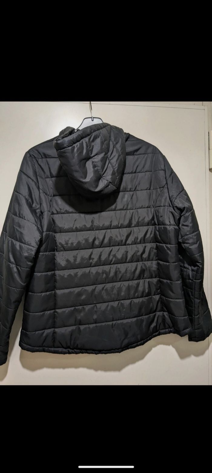 Doudoune femme Kiabi noire. Taille CL - photo numéro 8