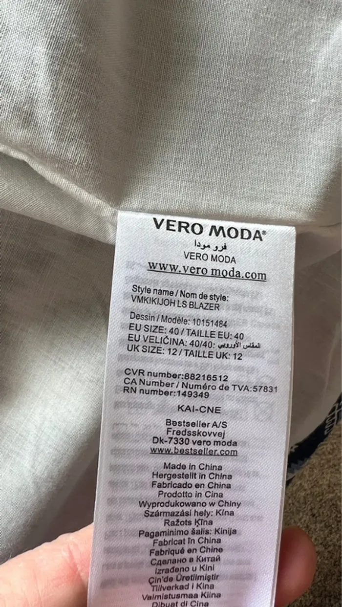 Veste Vero Moda 3/4 dessins bleu et blanc - photo numéro 5