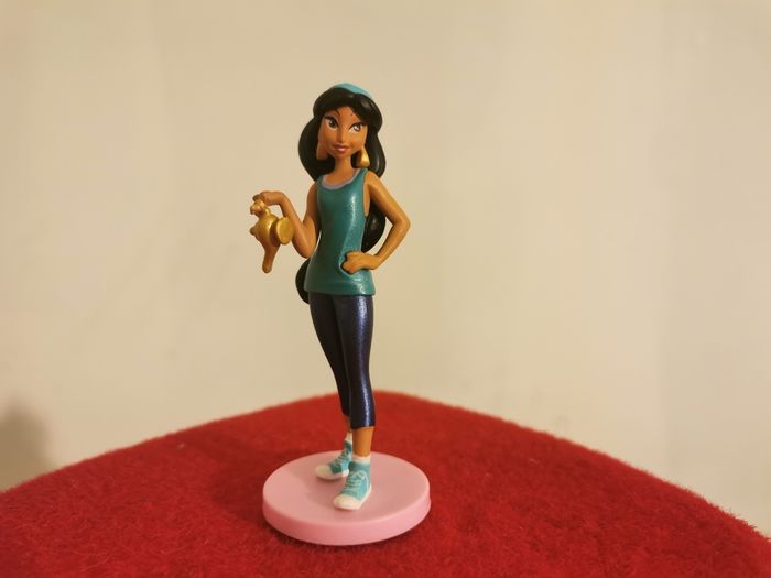 Figurine jasmine disney /Aladdin