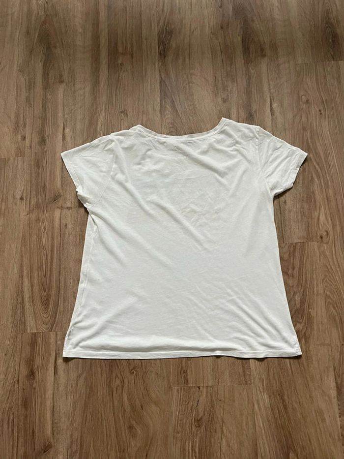 T shirt Levi’s femme taille M couleur blanc état satisfaisant - photo numéro 2