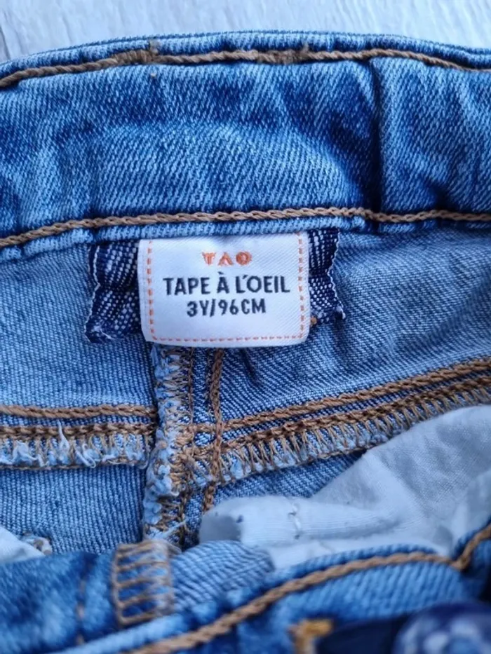 Jeans effet usé Taille 3 ans - photo numéro 8