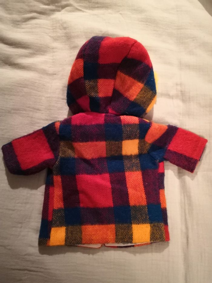 Manteau style caban pour poupée