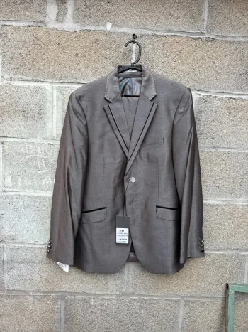 Veste et pantalon de costume homme taille 44 neuf