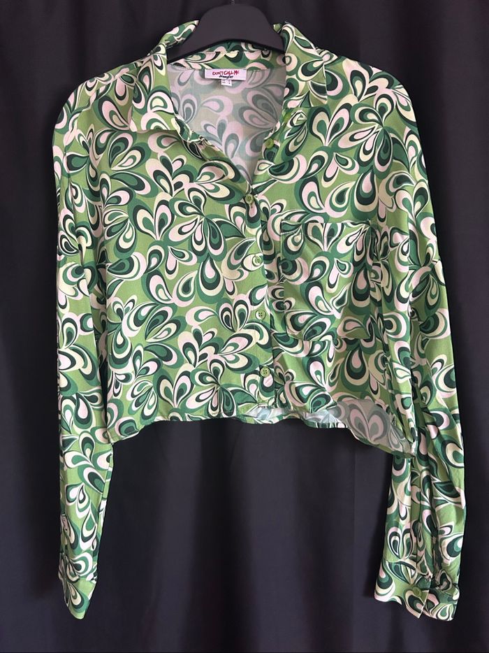 Chemise crop imprimé rétro vert - Jennyfer “Don’t Call Me” - S