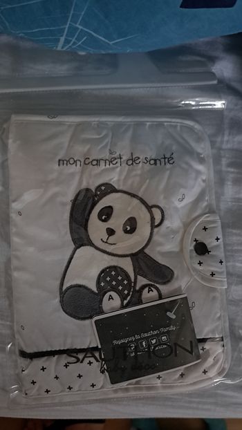 Protege carnet de santé