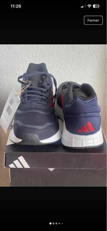 Chaussure de sport adidas