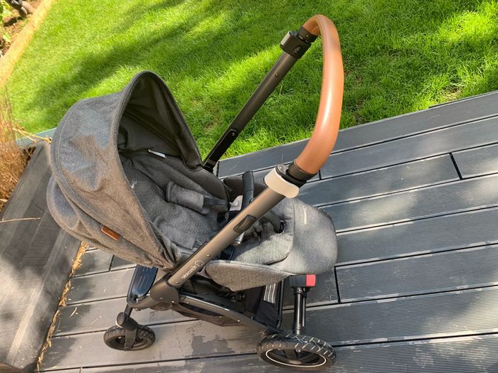 Lot poussette + cosy bébé confort sparkling grey TBE adaptateur protection pluie - photo numéro 2