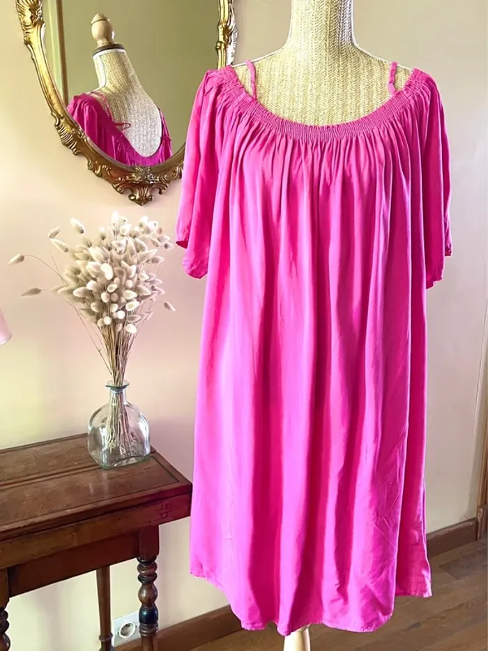 Robe Fluide Rose à Bretelles Robe Style Estival Chic et Confortable Taille M - photo numéro 4