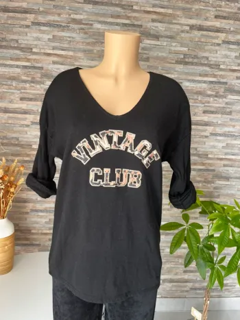 Pull vintage noir tout doux
