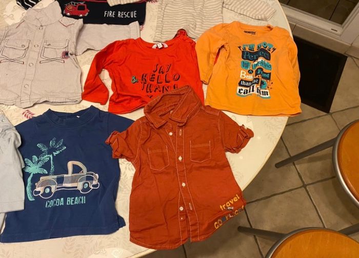 Lot de T-shirt manches longues et court chemise, taille six mois, marque orchestra etc - photo numéro 3