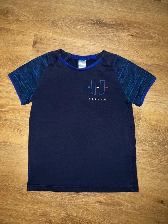 t-shirt 6 ans