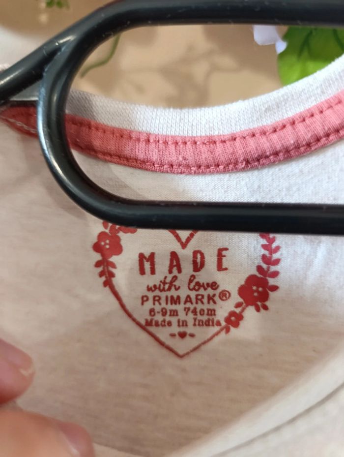 T-shirt manche longue 9mois Primark - photo numéro 2