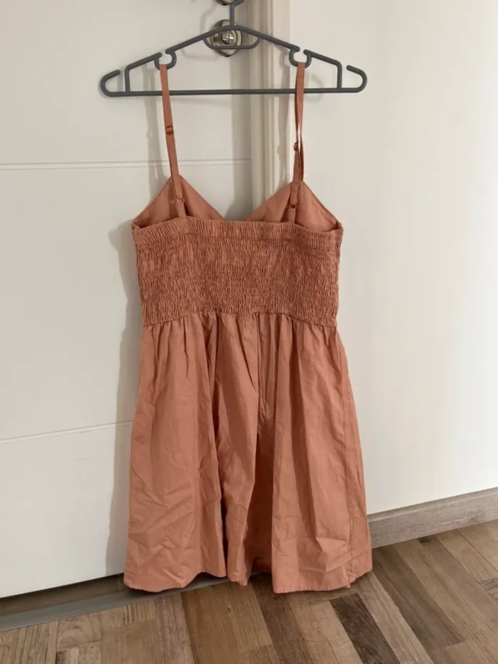 Robe abricot - photo numéro 2