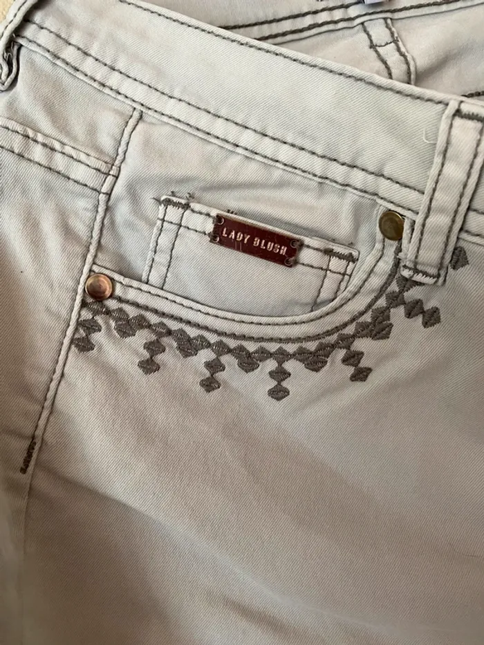 Pantalon gris - photo numéro 3