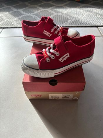 Baskets enfants Levi’s neuves 