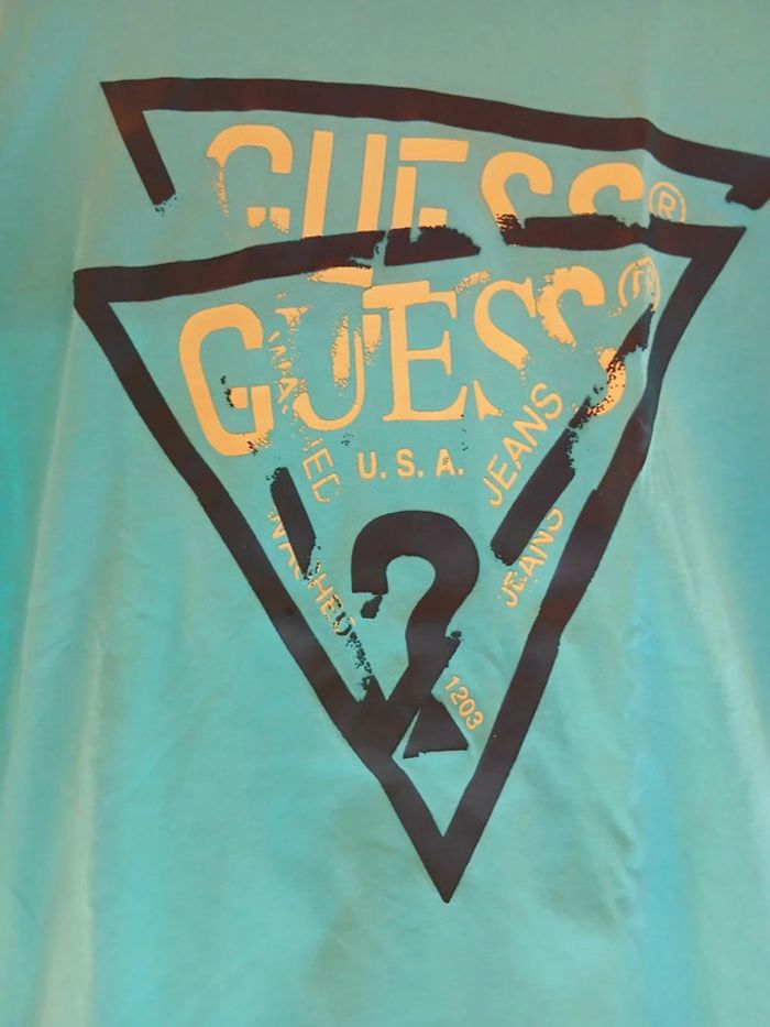 T-shirt guess taille 12 ans - photo numéro 2