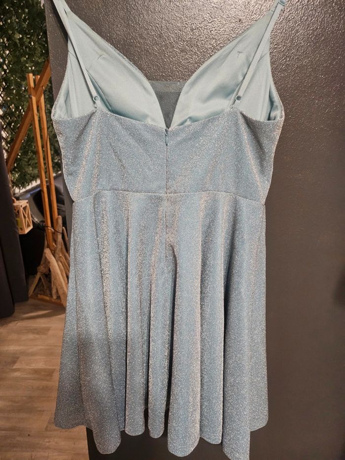 Robe patineuse bleu pailleté taille 42 - photo numéro 3