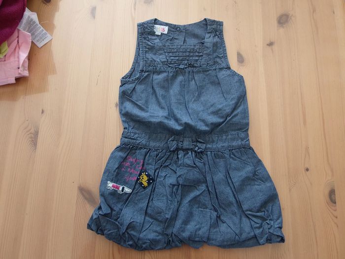 Robe bleue marine