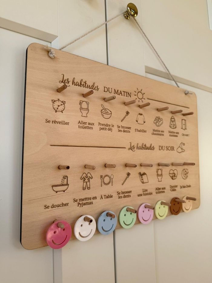 Tableau des routines habitudes Montessori en bois - photo numéro 5
