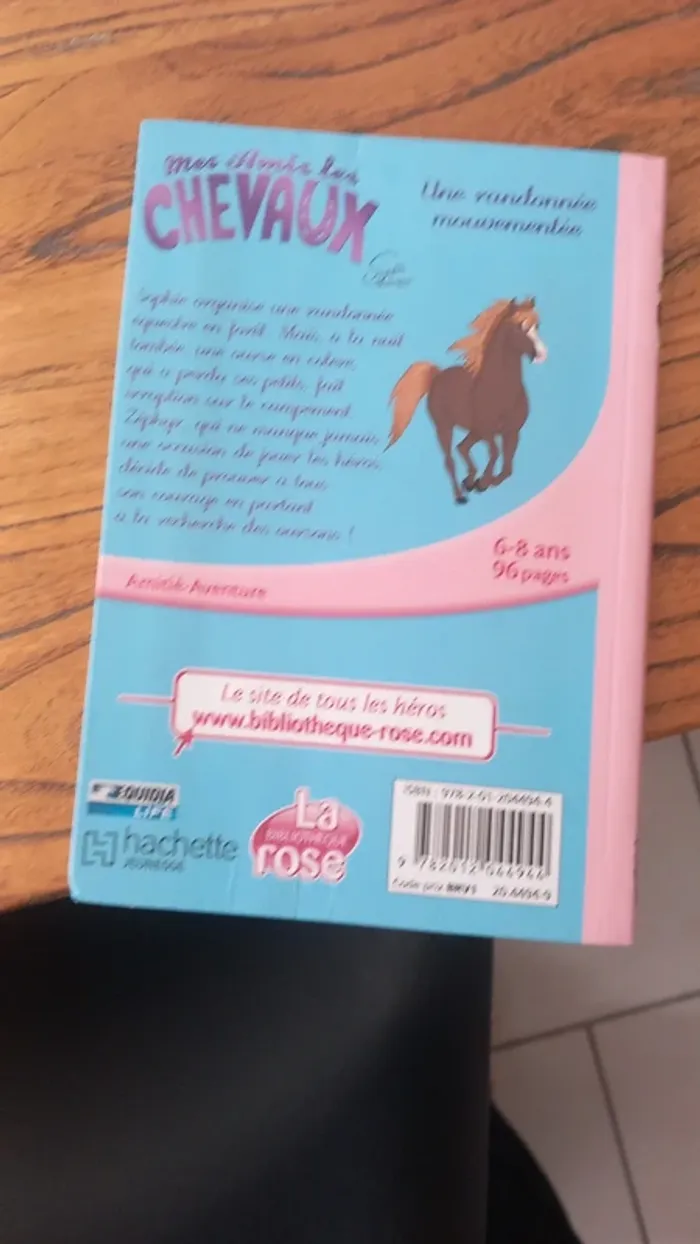 Livre mes amis les chevaux 6/8ans - photo numéro 2