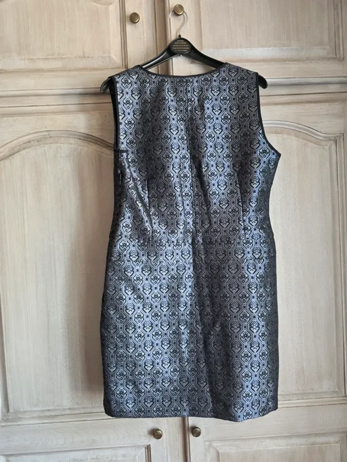 Robe brillante caroll taille 44 - photo numéro 4