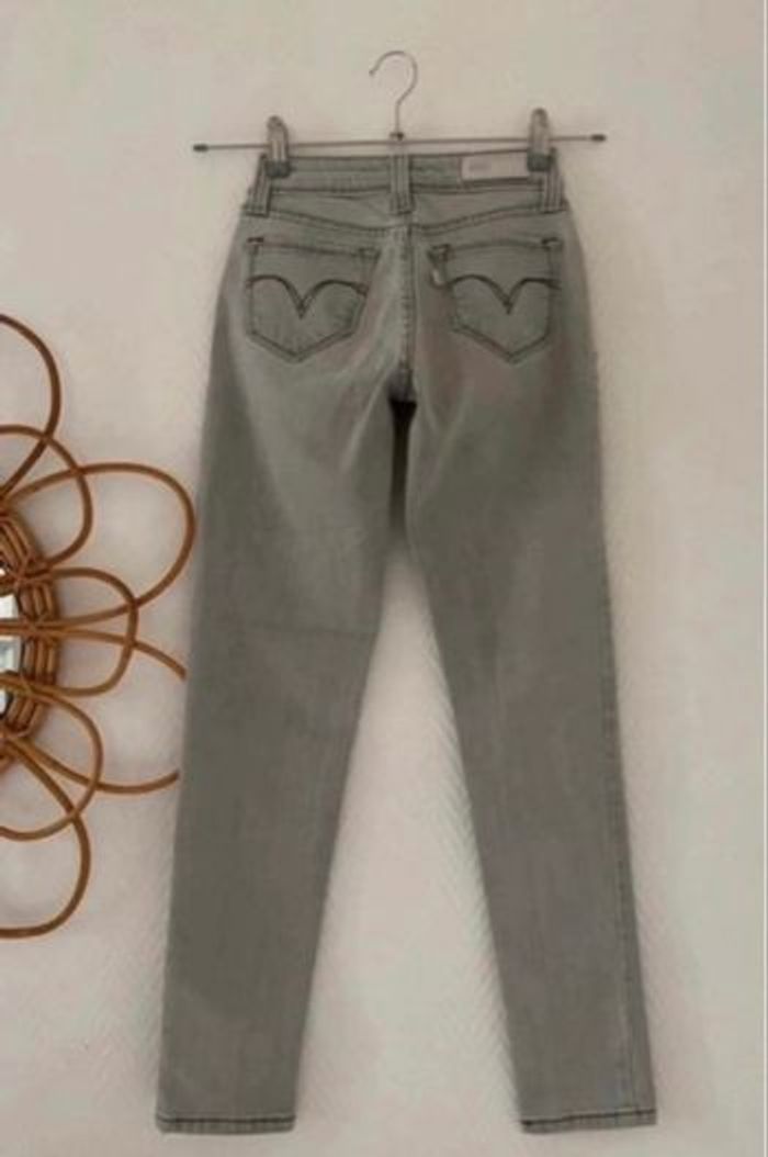 Jean Lévis bold Bold Curve low Rise skinny taille 34 - photo numéro 3