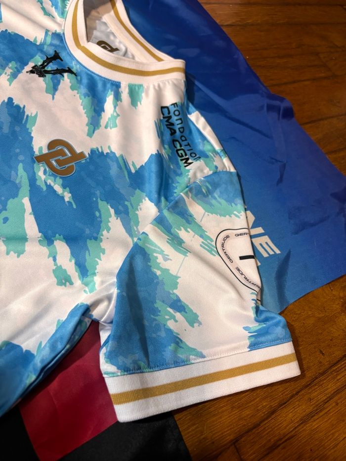 T-shirt organisée taille XS - photo numéro 7