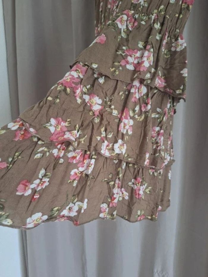 Robe fleurie sans manches taille Unique - photo numéro 6