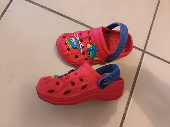 Crocs rouge hélicoptères T24 - photo numéro 4