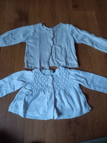 Lot gilets 18 mois