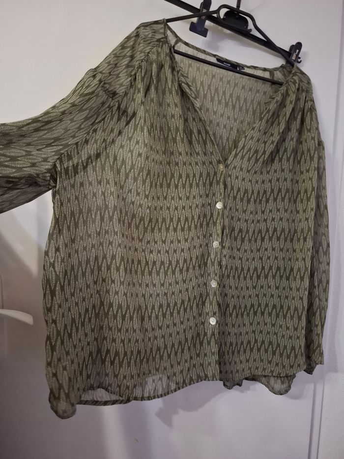 Chemise camisa kiabi taille xxl convien a une taille 50/52 eu ) en très bon état - photo numéro 2