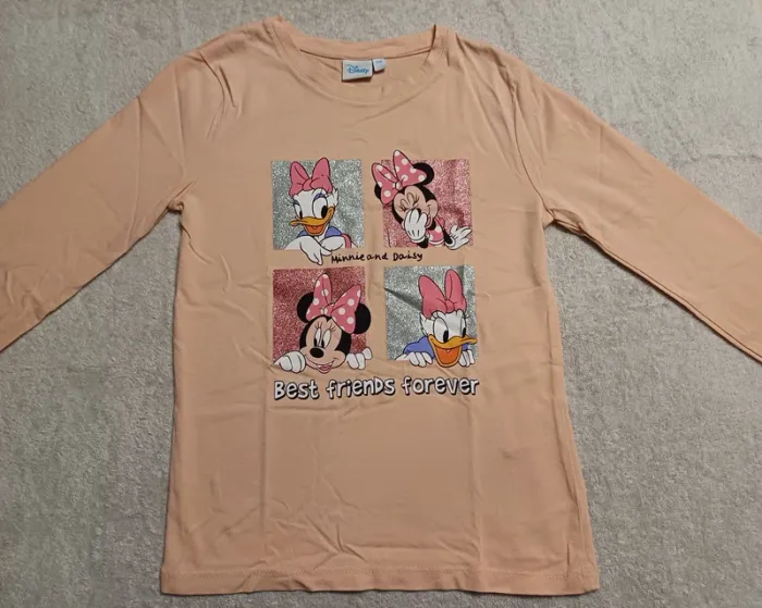Tee-shirt Disney 10 ans (réf perso G-E2)(familleac72)